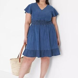 Lane Bryant Smocked-Waist Chambray Med Wash Chambray Fit & Flare Dress Sz 18